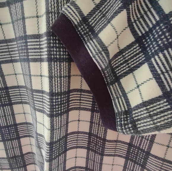 Bugle Boy Company, 46", Shortsleeved Polo - Picture 2 of 6